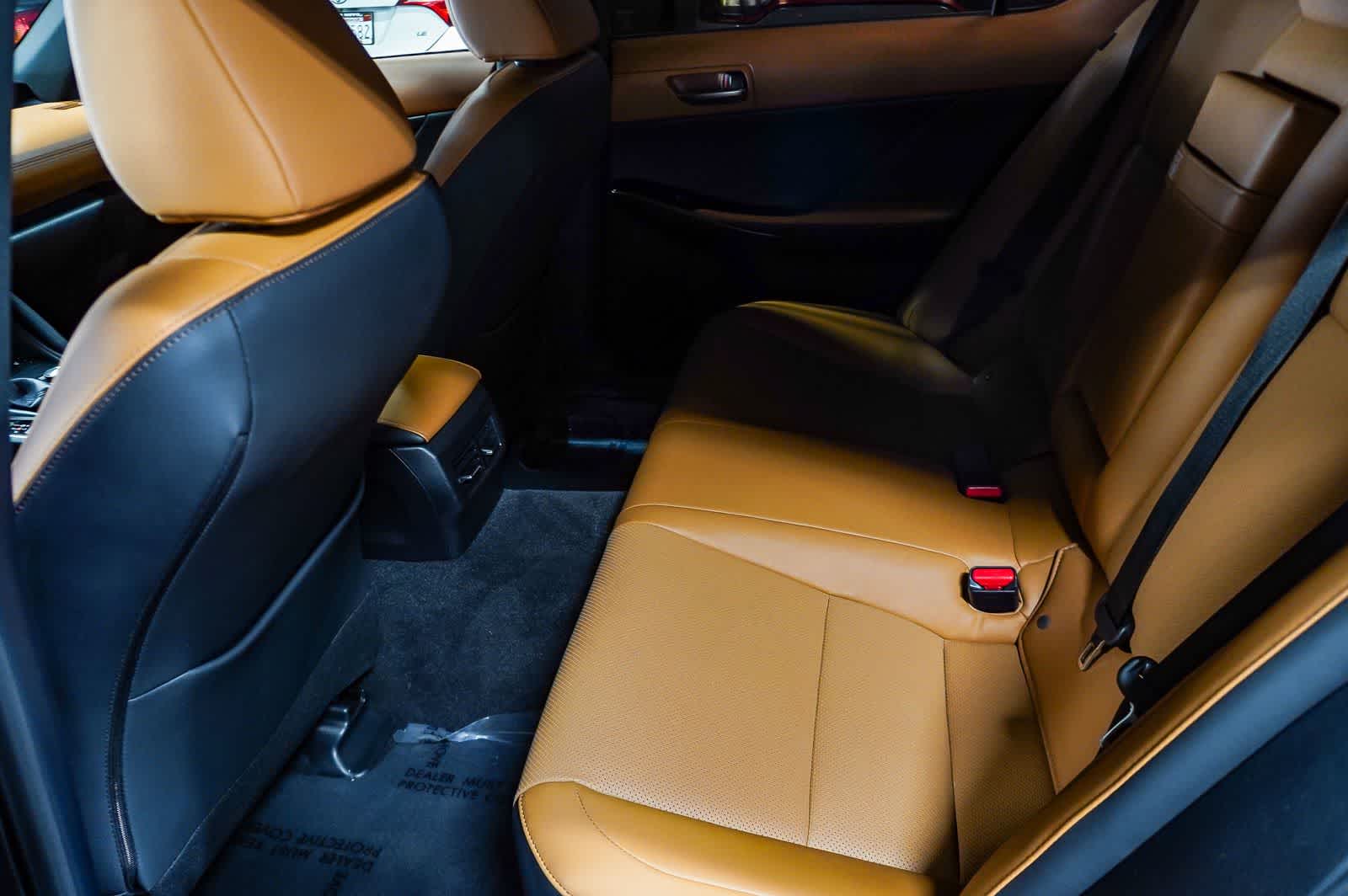 2025 Lexus IS 300 F SPORT Design