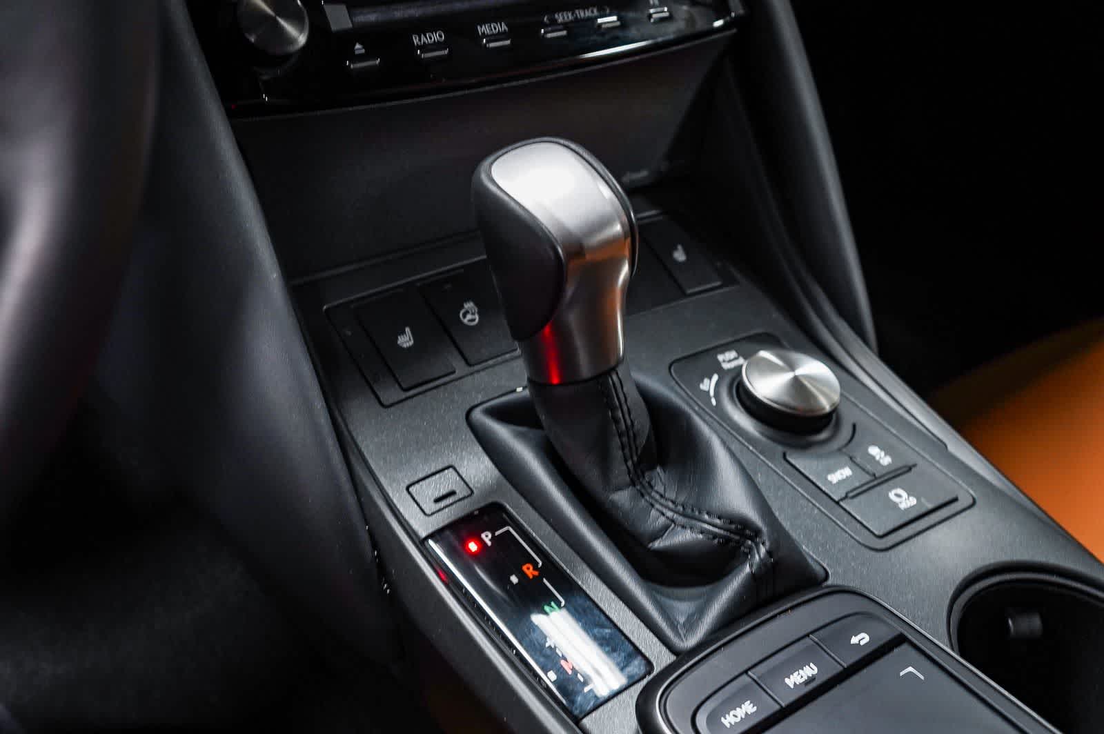 2025 Lexus IS 300 F SPORT Design