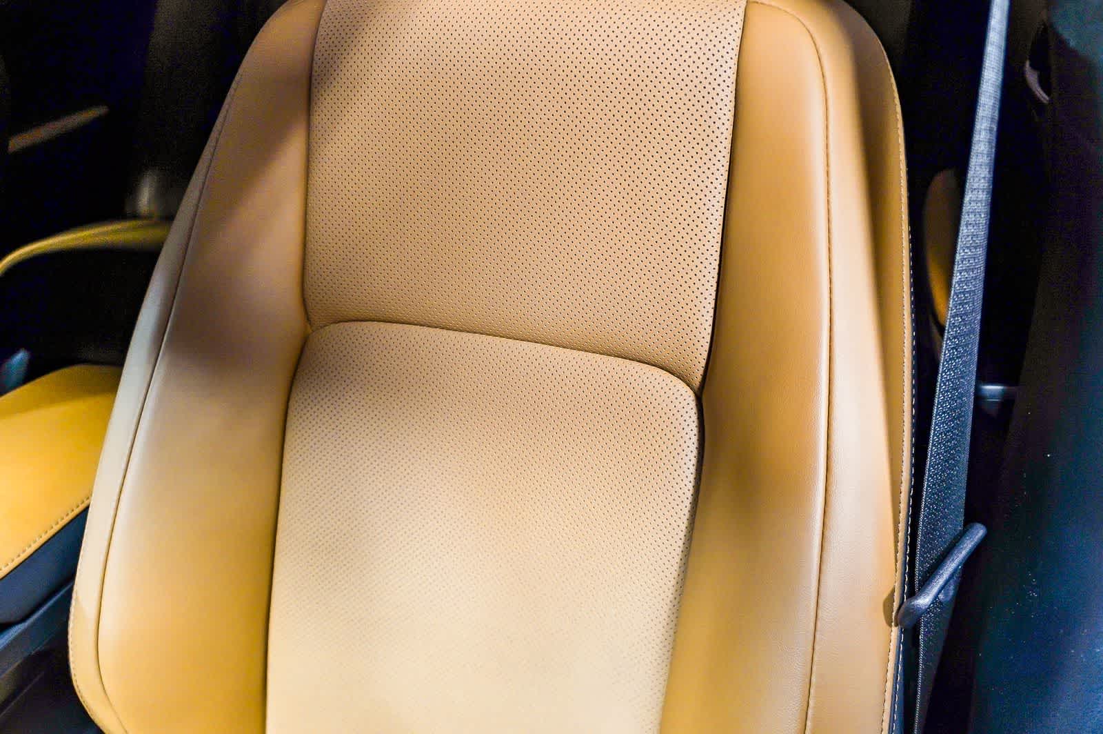 2025 Lexus IS 300 F SPORT Design
