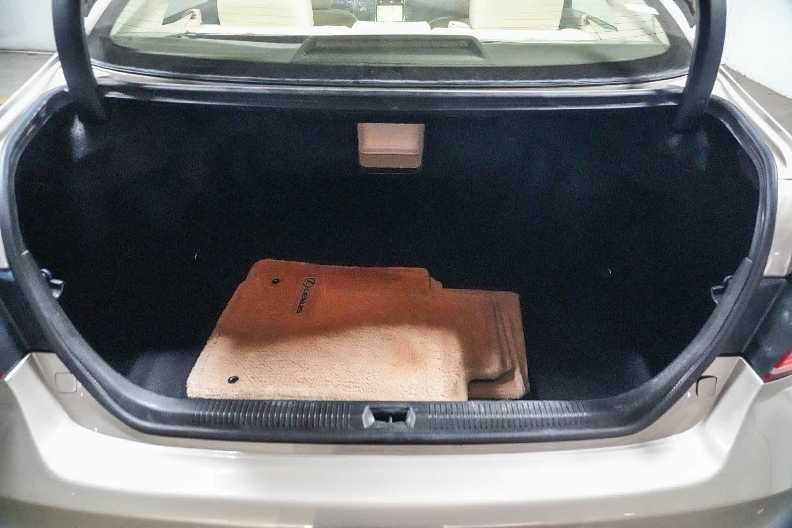 2012 Lexus ES 350 4dr Sdn