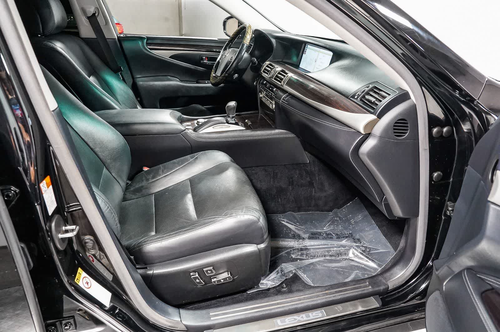2016 Lexus LS 460 4dr Sdn RWD