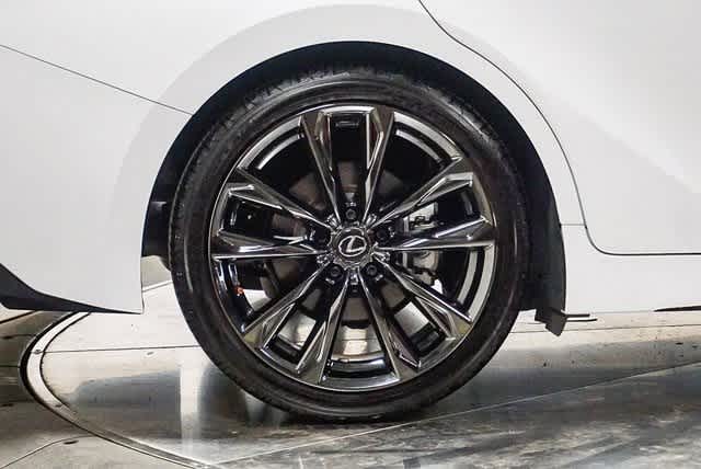 2024 Lexus IS F SPORT