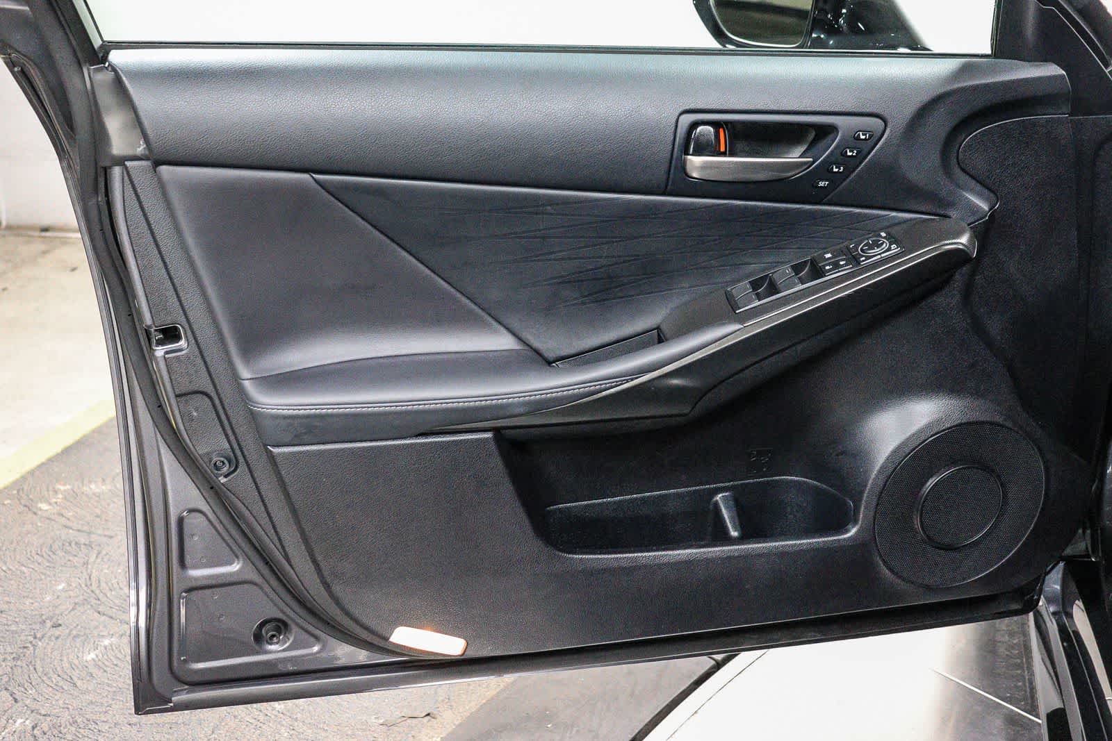 2025 Lexus IS 350 F SPORT