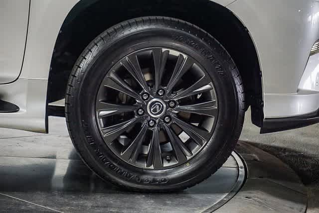 2023 Lexus GX Premium