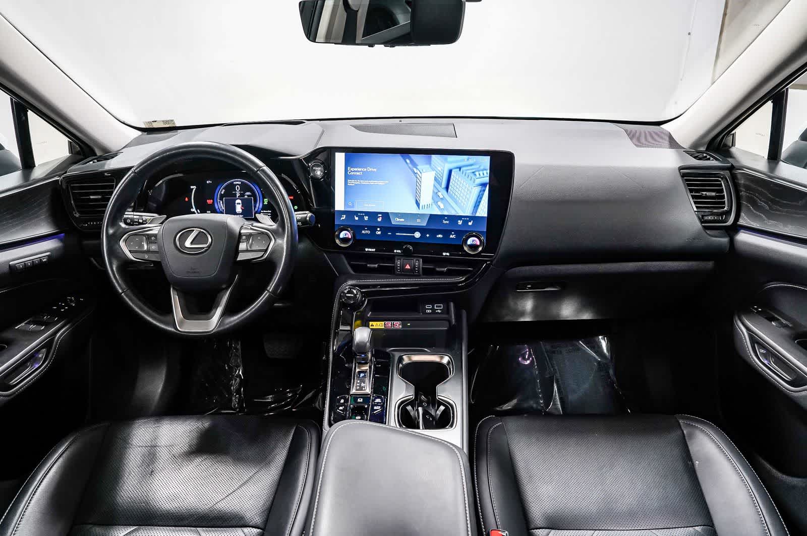 2023 Lexus NX 450h+ Luxury