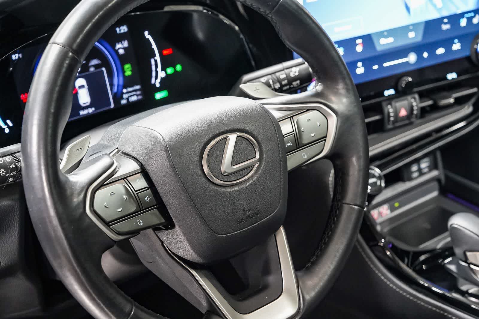 2023 Lexus NX 450h+ Luxury