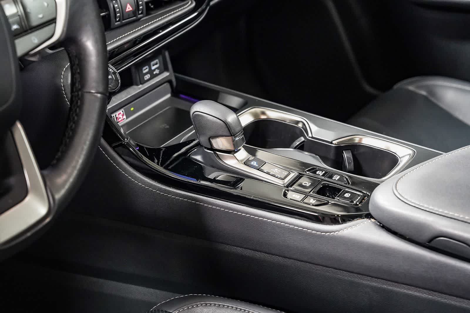 2023 Lexus NX 450h+ Luxury