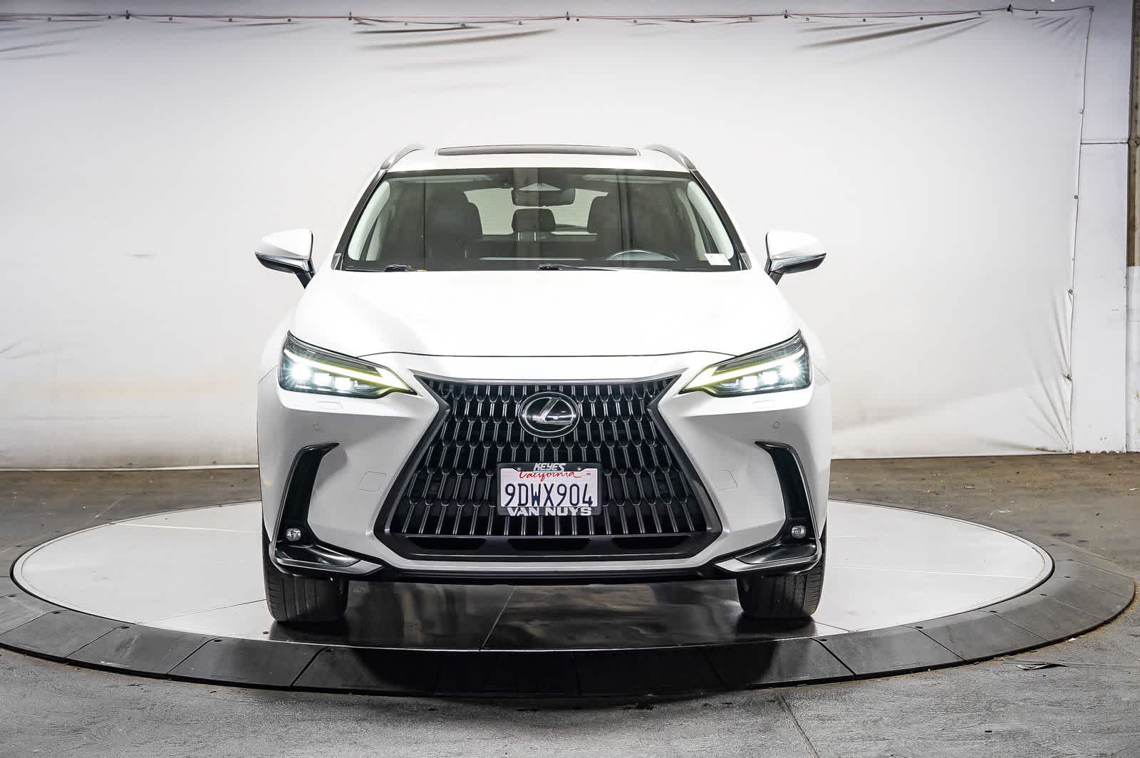 2023 Lexus NX 450h+ Luxury