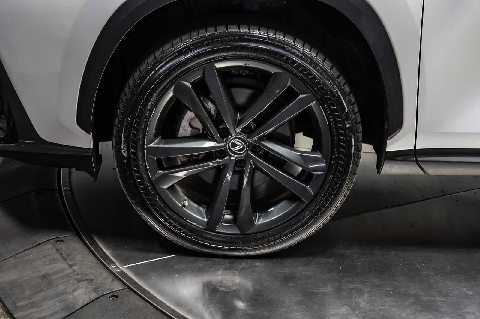2023 Lexus NX 450h+ Luxury