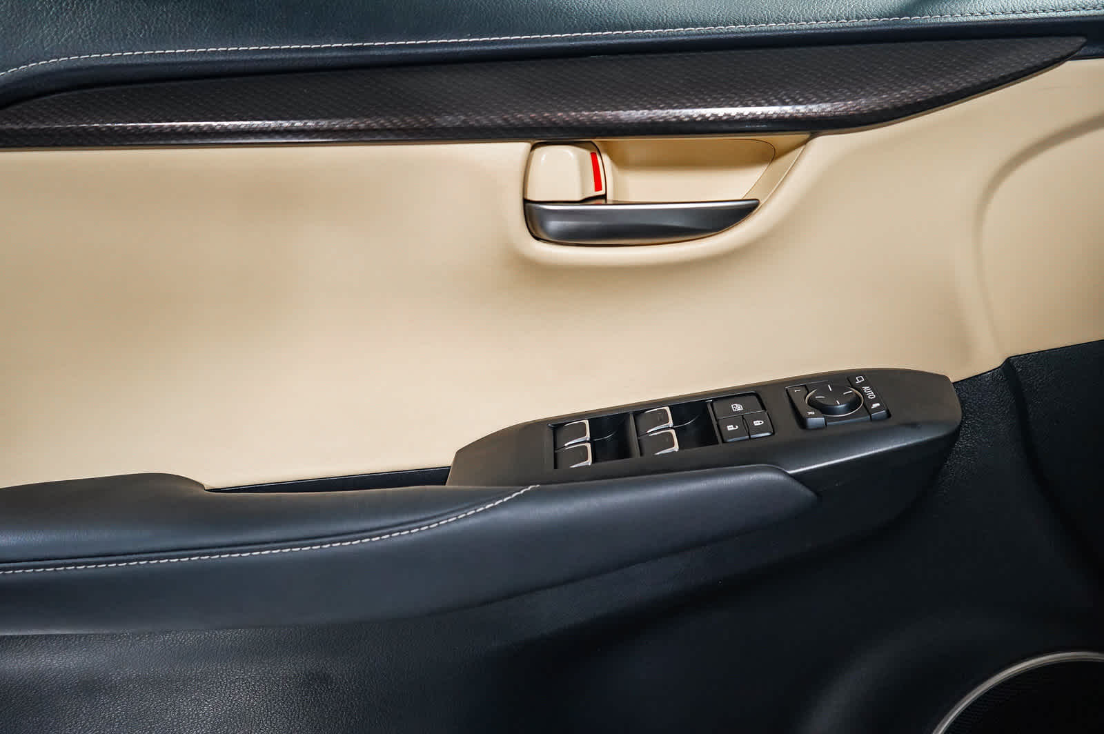 2019 Lexus NX 300 NX 300