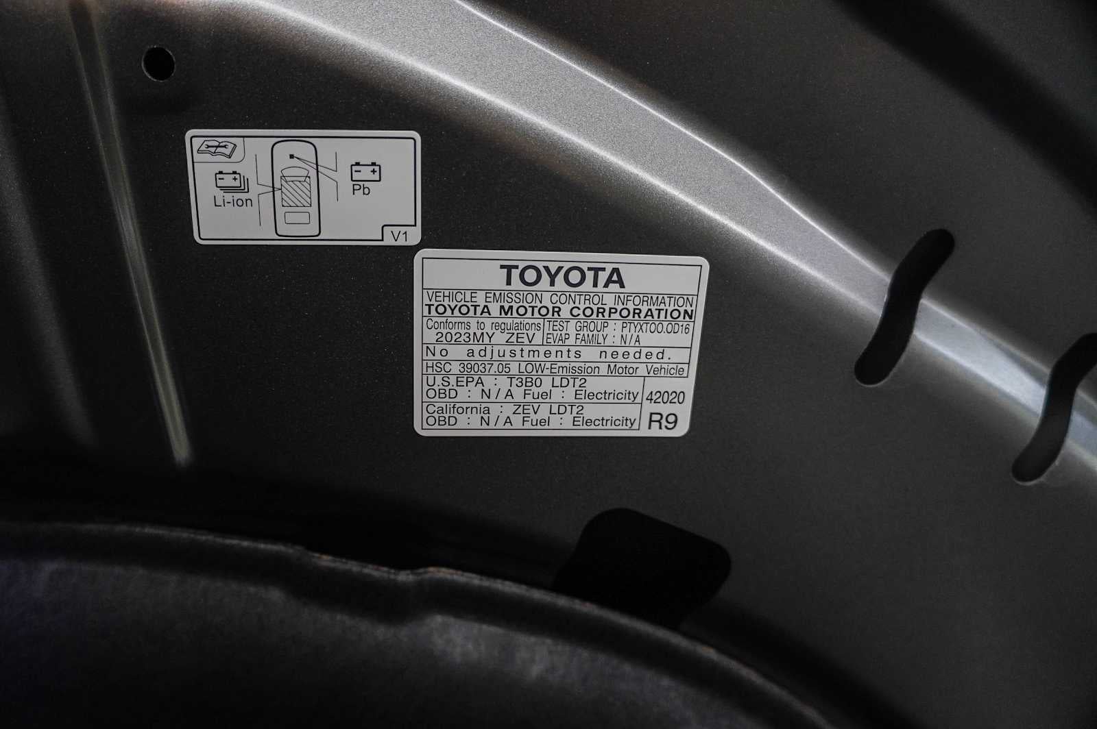 2023 Toyota bZ4X Limited