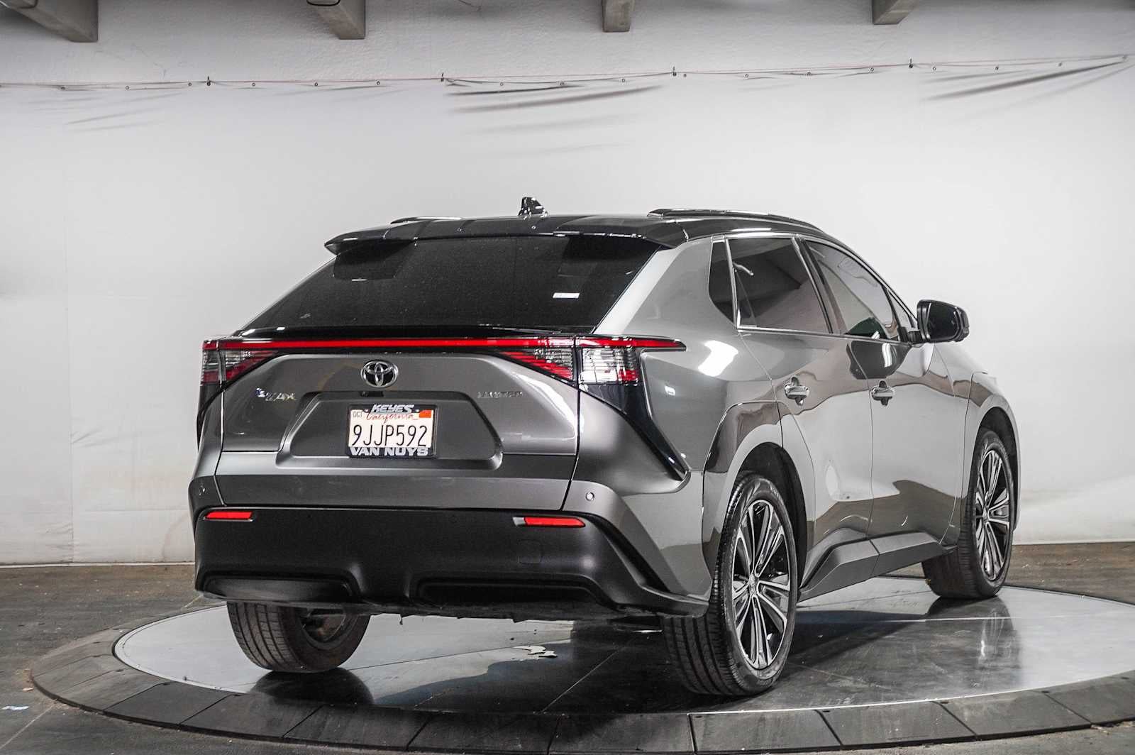 2023 Toyota bZ4X Limited