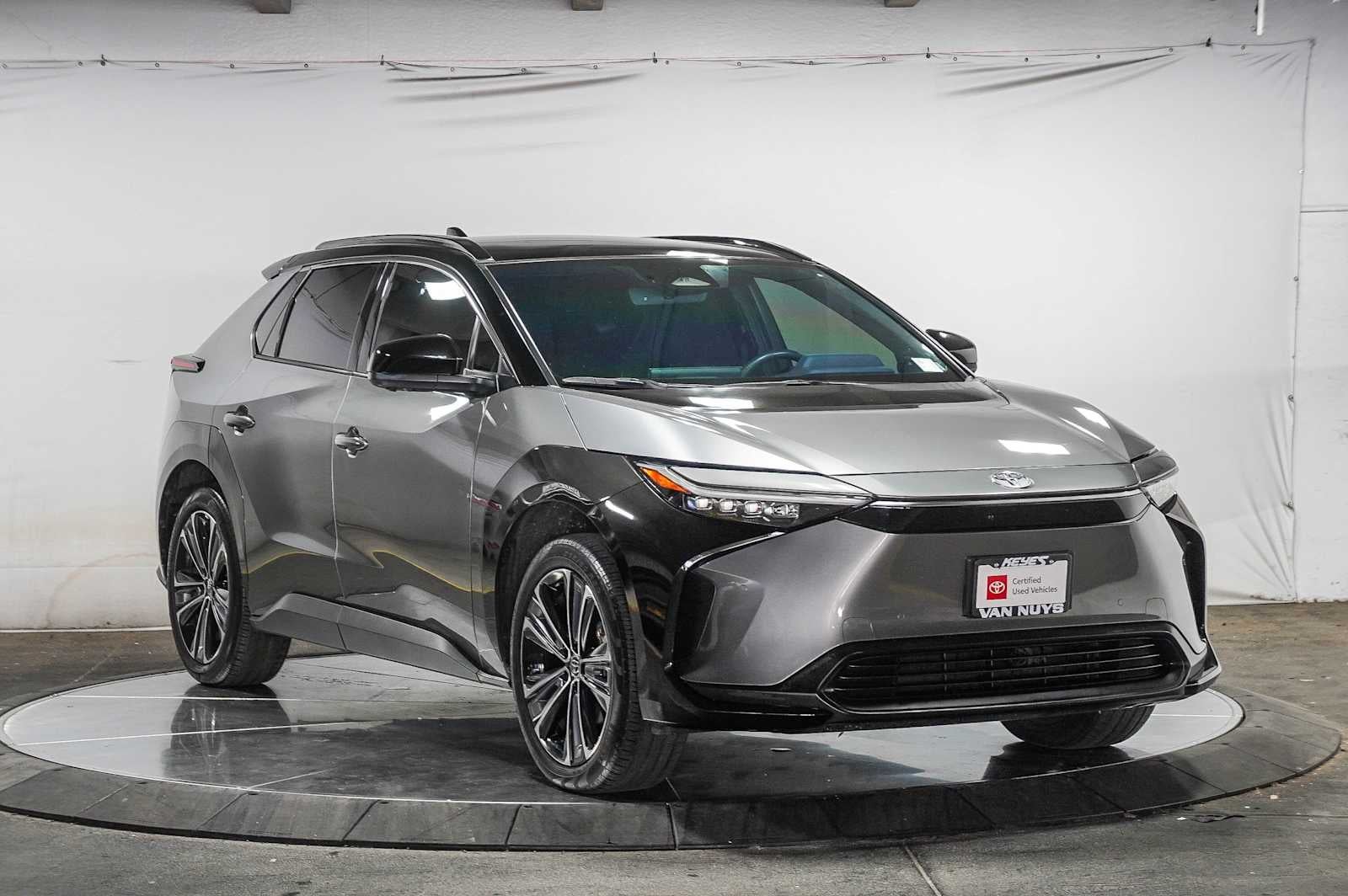 2023 Toyota bZ4X Limited