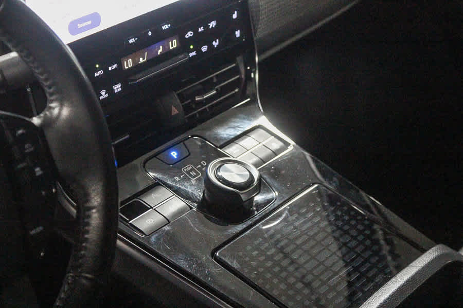 2023 Toyota bZ4X Limited
