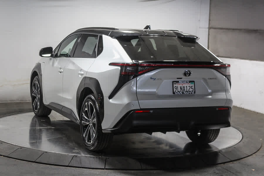2023 Toyota bZ4X Limited