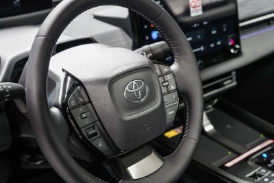 2026 Toyota C-HR XSE