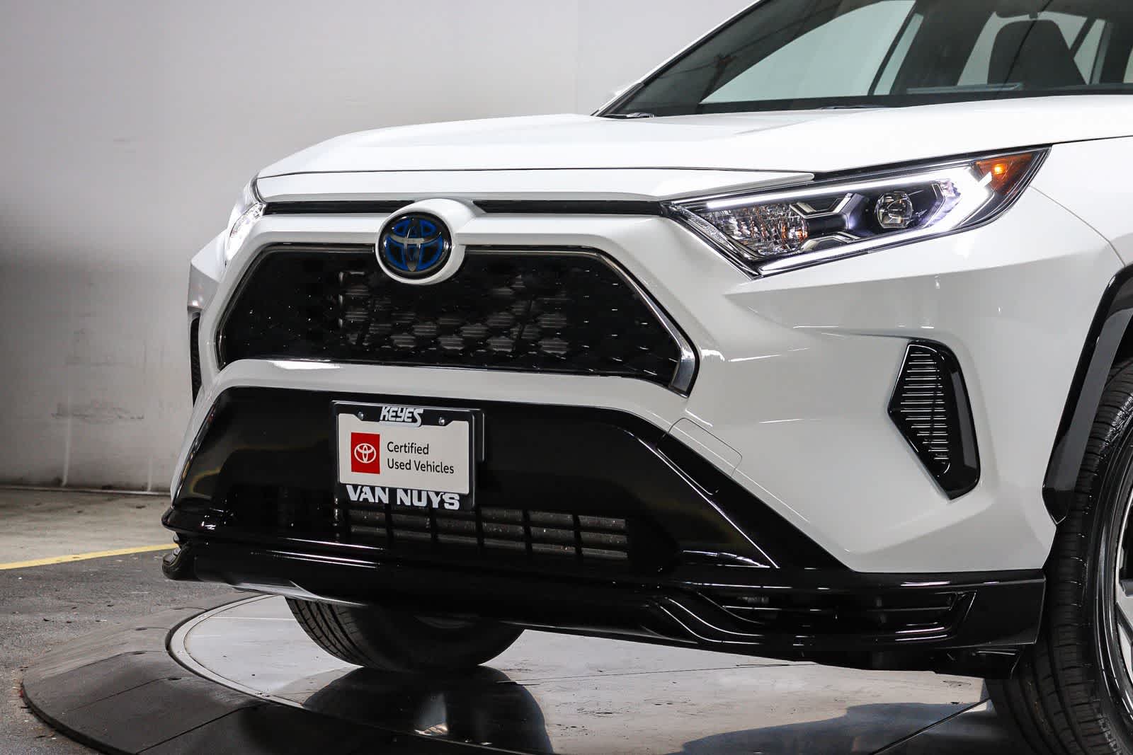 2021 Toyota RAV4 Prime SE