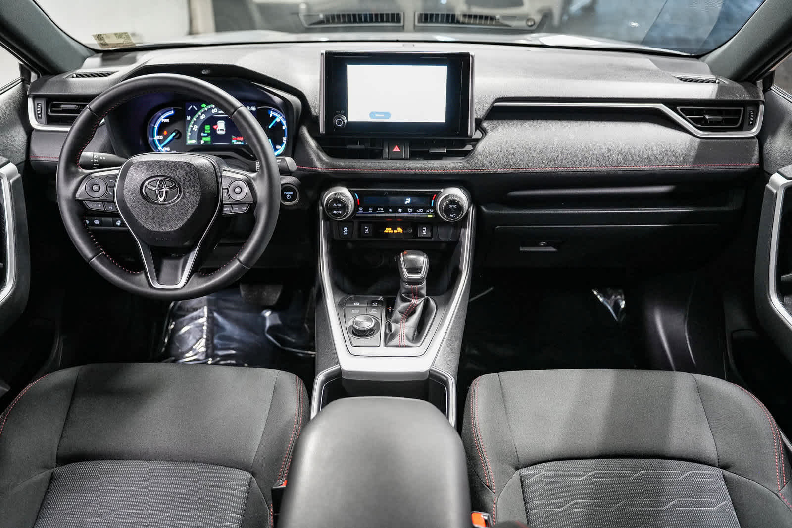 2024 Toyota RAV4 Prime SE