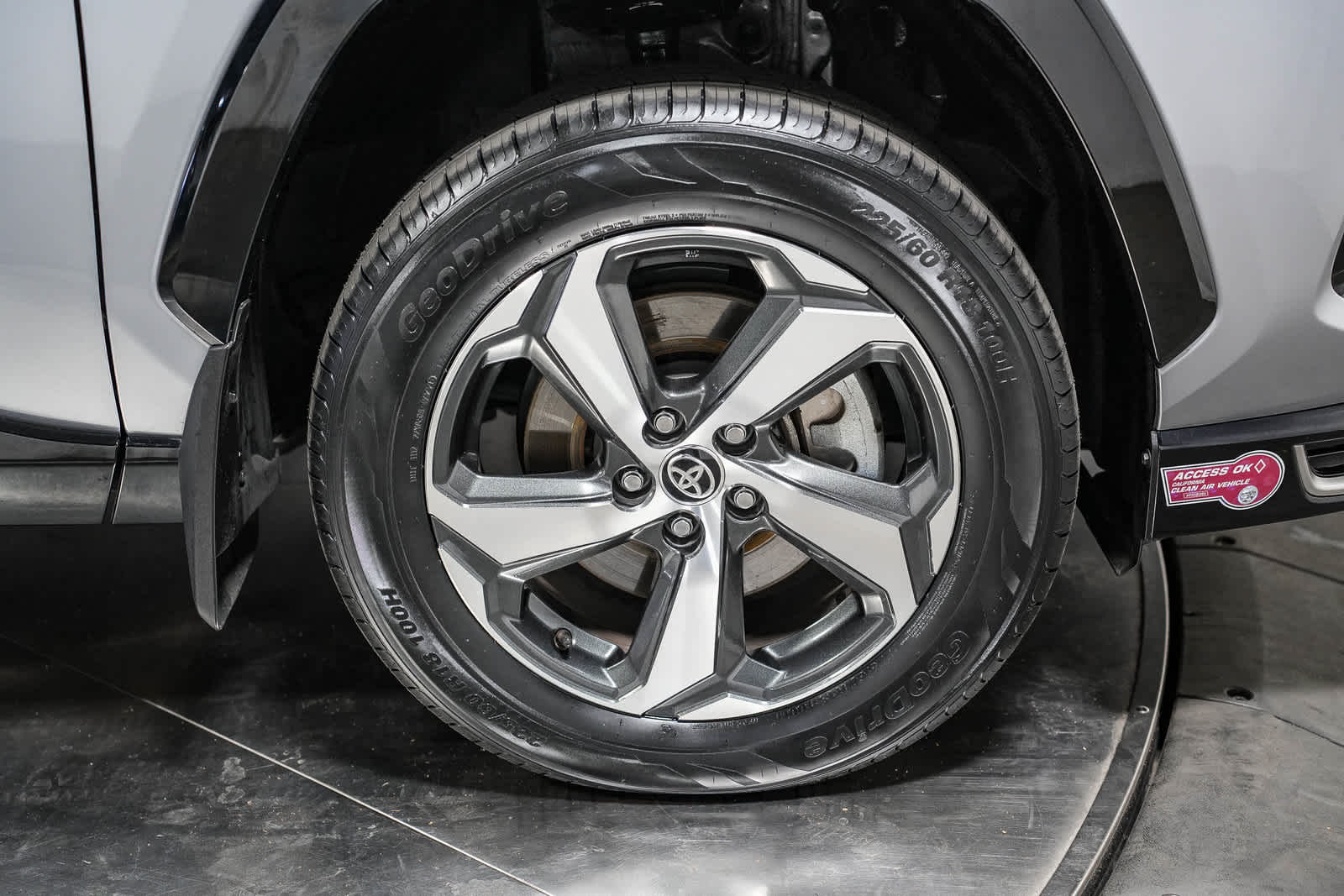 2024 Toyota RAV4 Prime SE