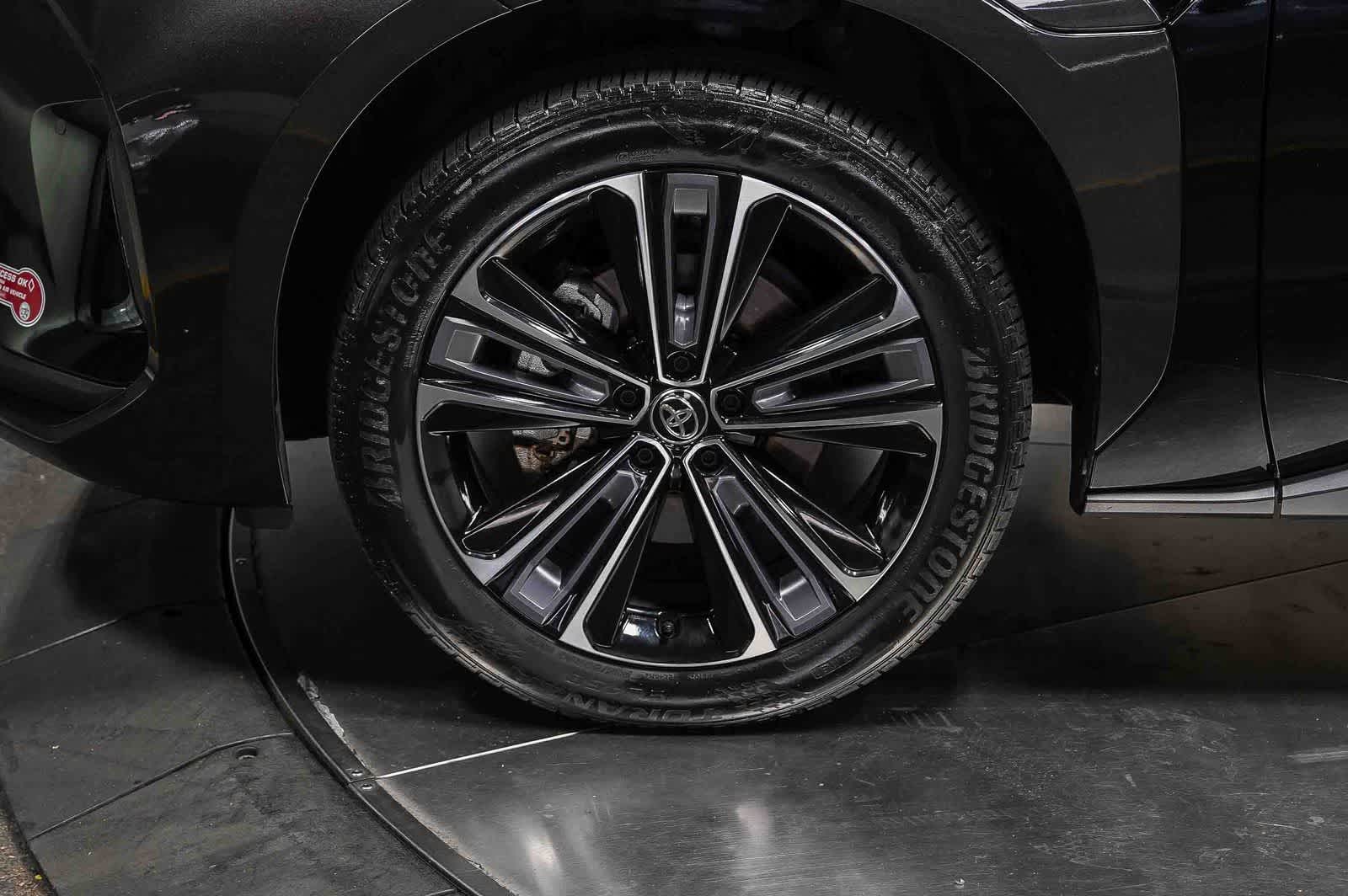2023 Toyota bZ4X Limited