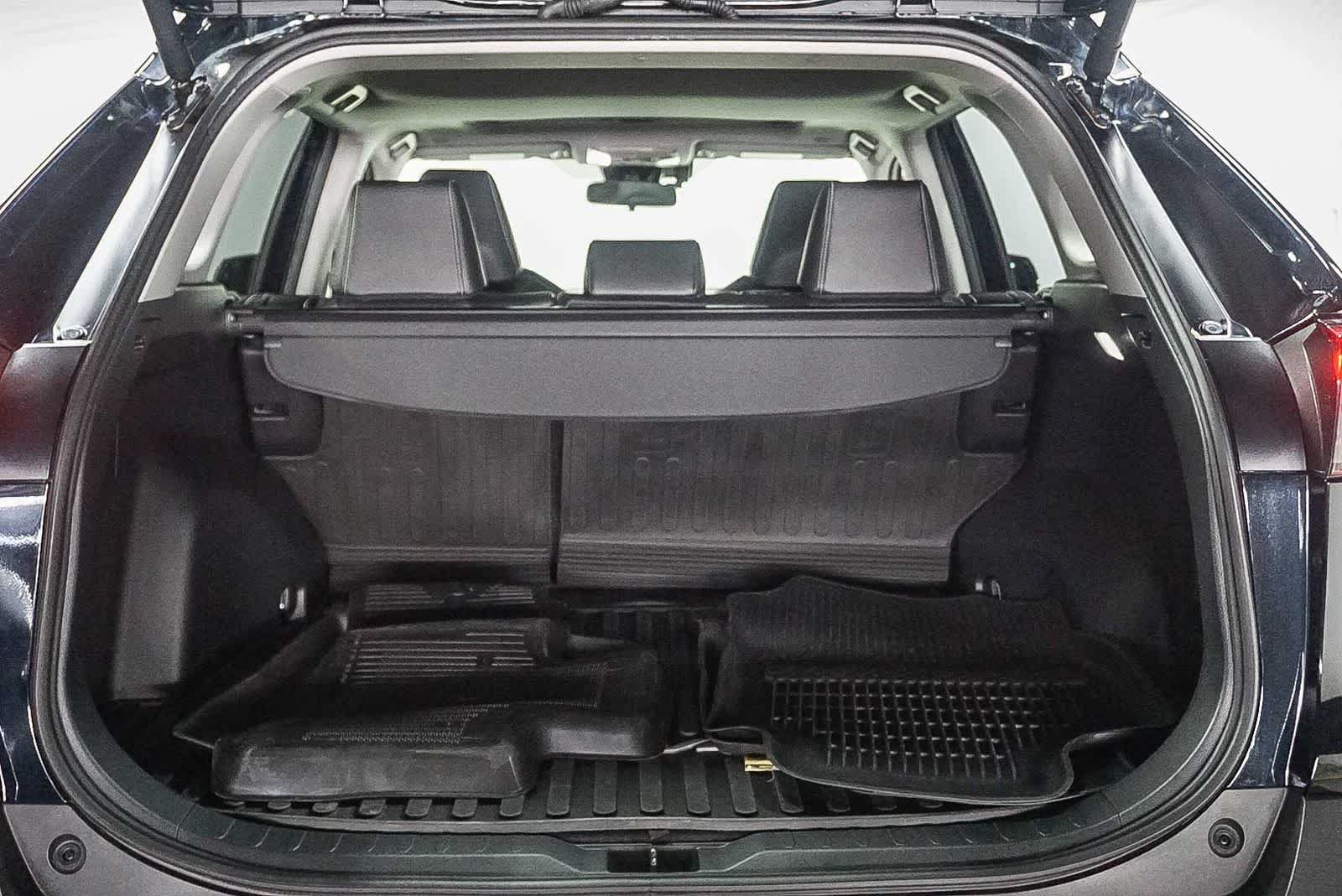 2025 Toyota RAV4 Hybrid XLE Premium