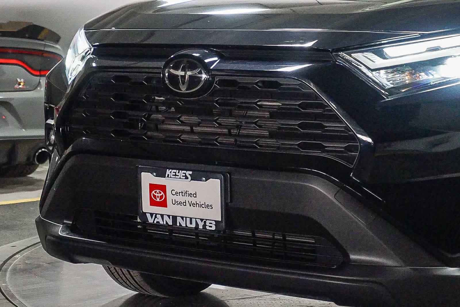 2025 Toyota RAV4 Hybrid XLE Premium