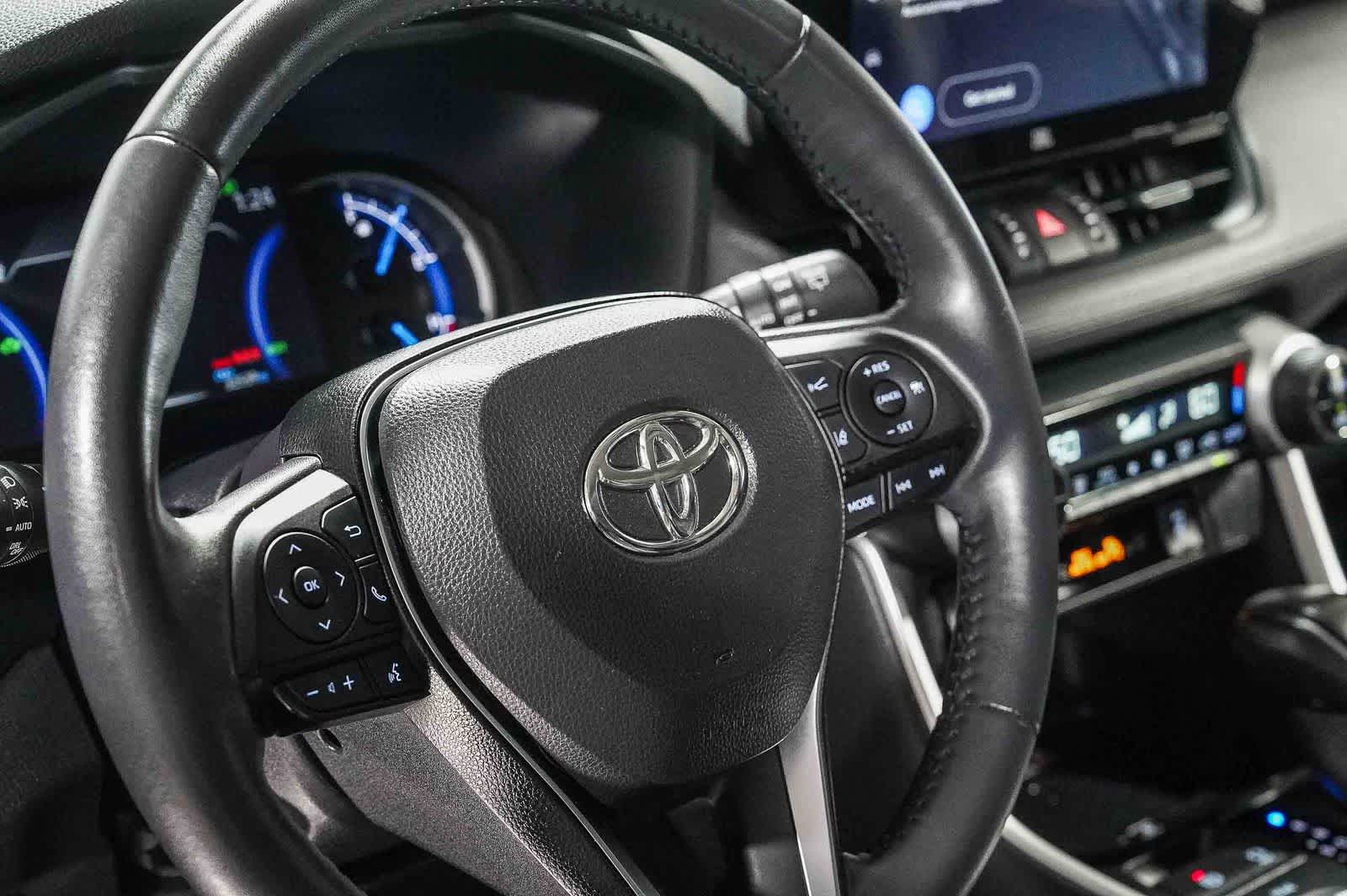 2024 Toyota RAV4 Hybrid XLE Premium