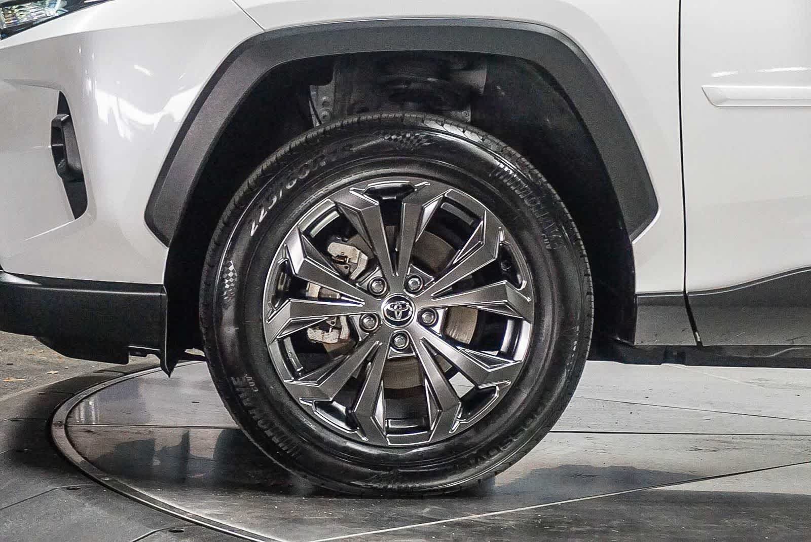 2024 Toyota RAV4 Hybrid XLE Premium