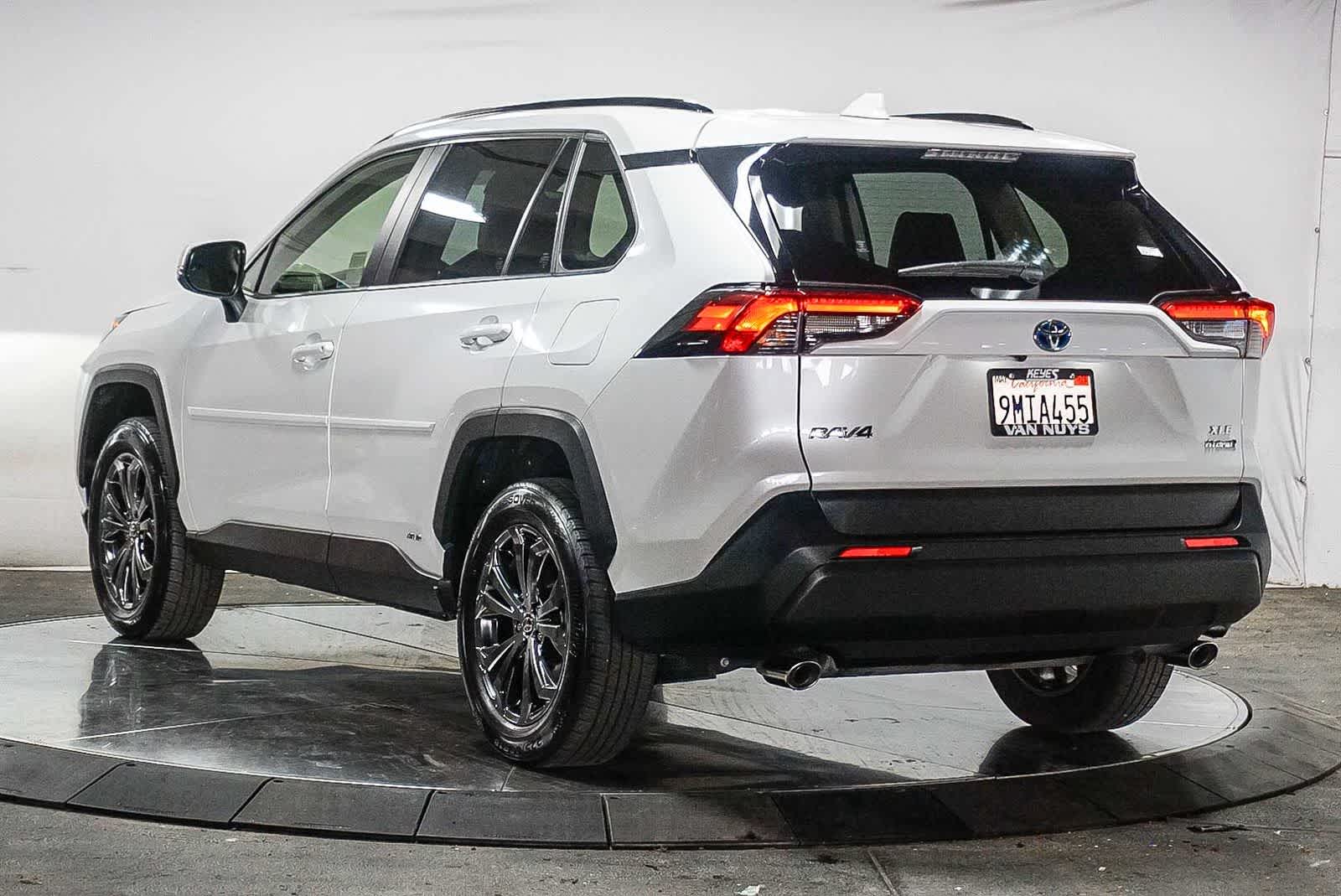 2024 Toyota RAV4 Hybrid XLE Premium