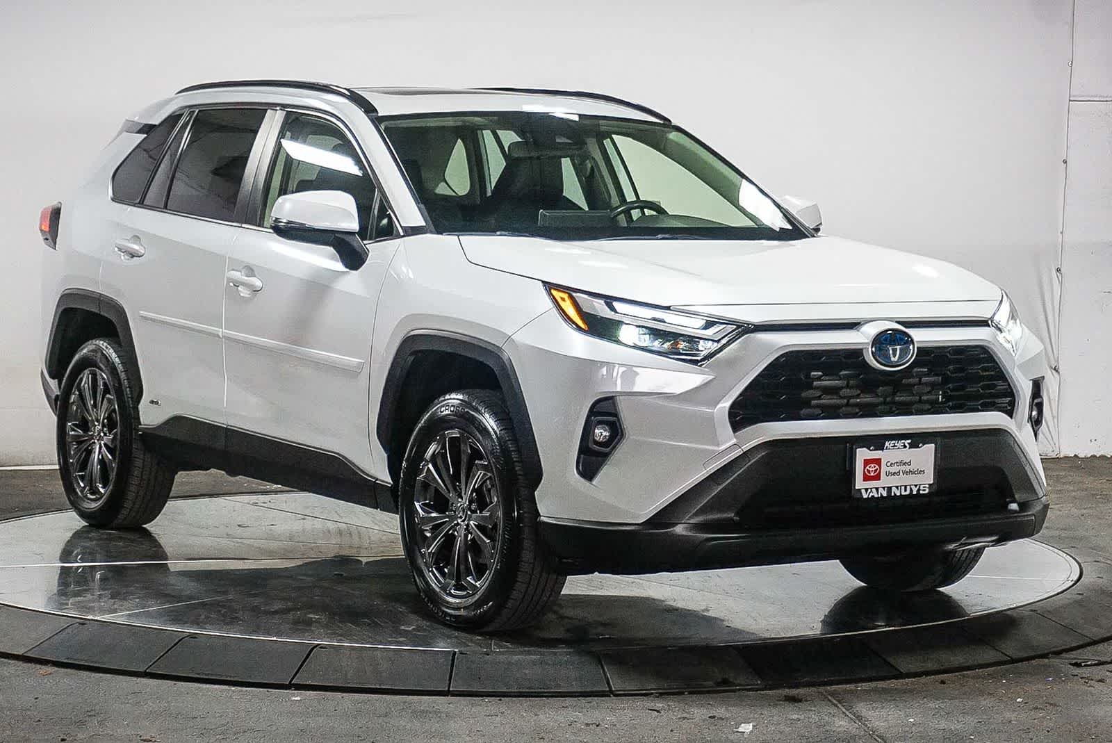 2024 Toyota RAV4 Hybrid XLE Premium