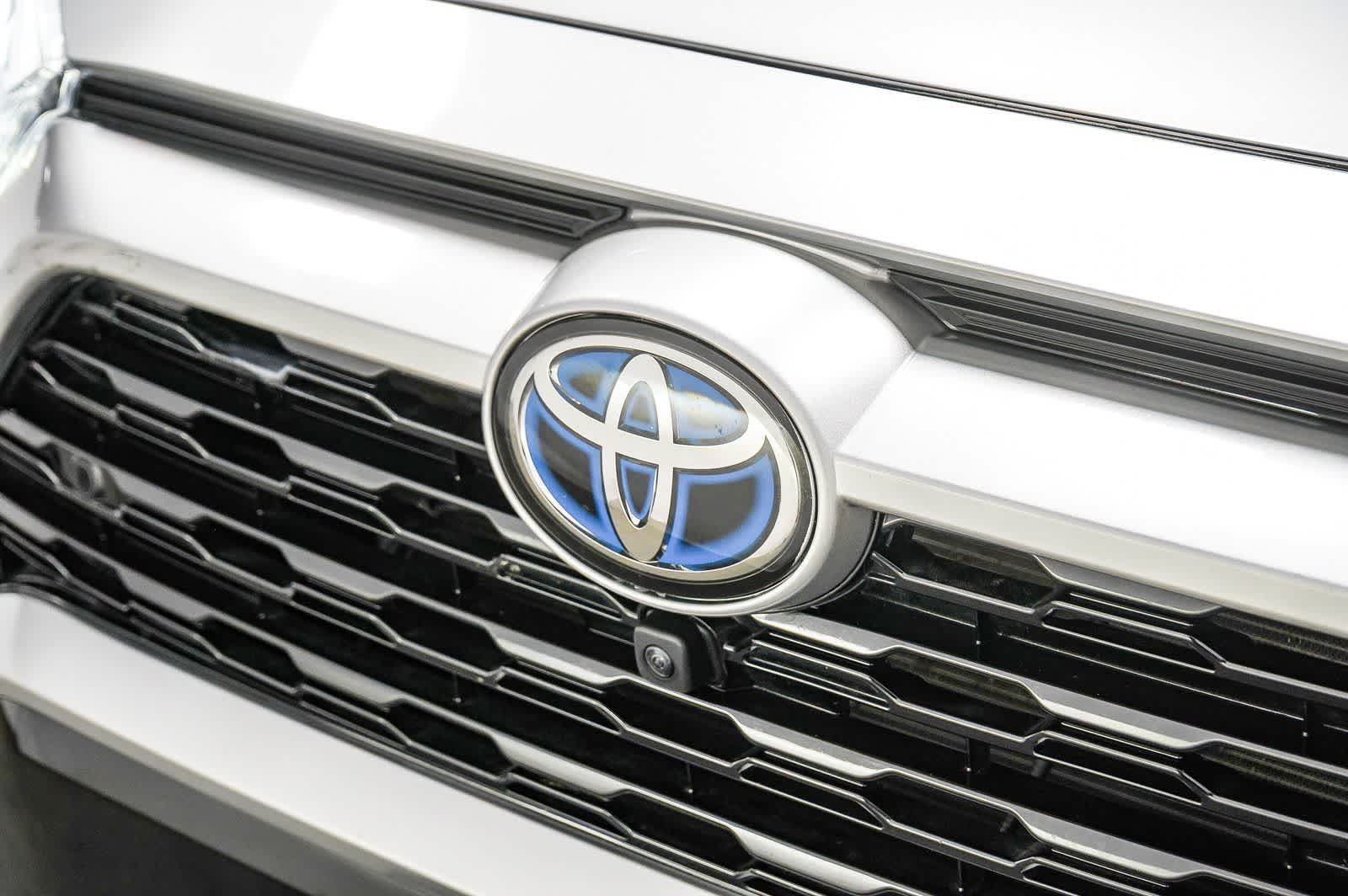 2024 Toyota RAV4 Hybrid XSE