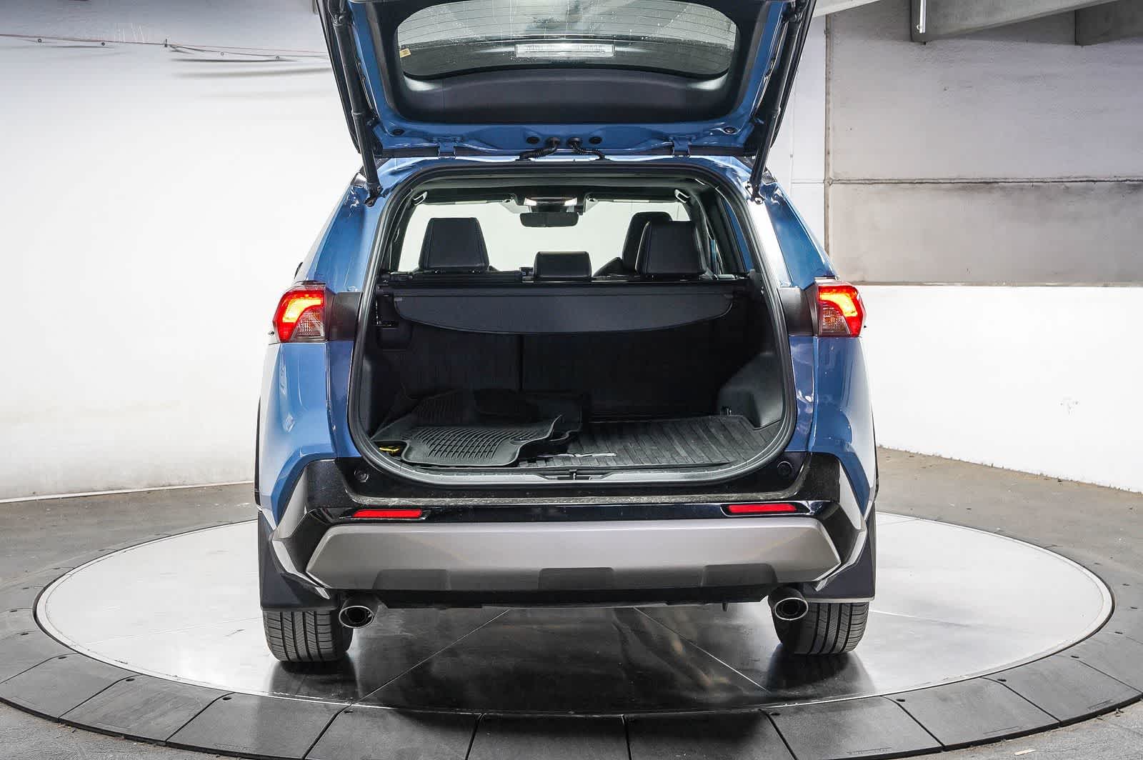 2022 Toyota RAV4 Hybrid XSE