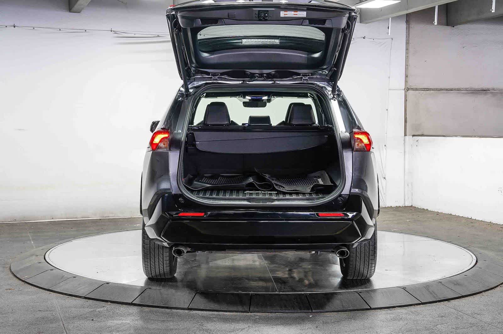 2024 Toyota RAV4 Prime XSE