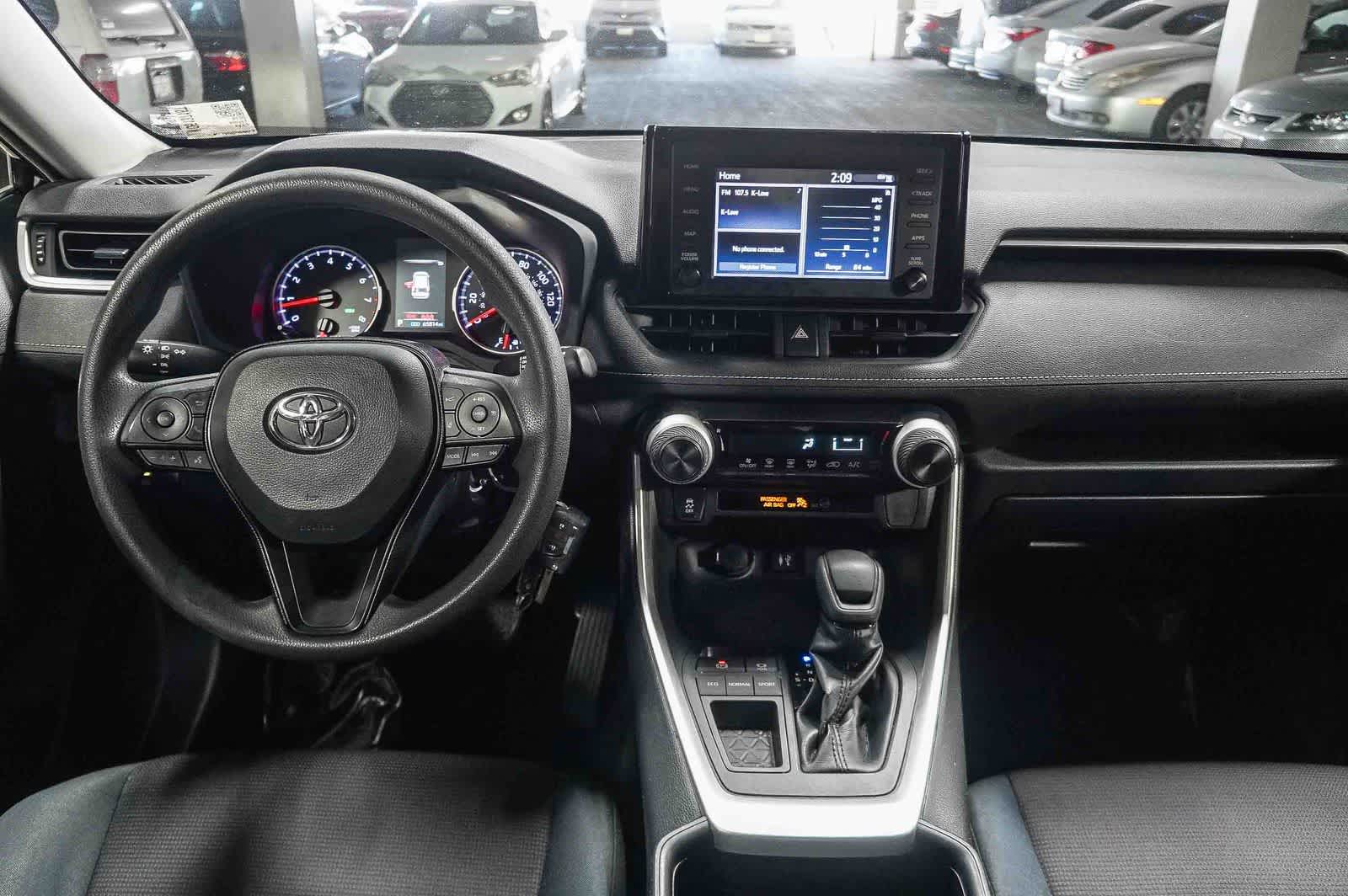 2019 Toyota RAV4 LE