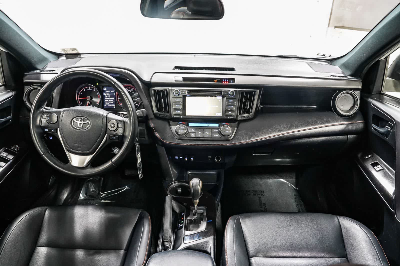 2018 Toyota RAV4 SE