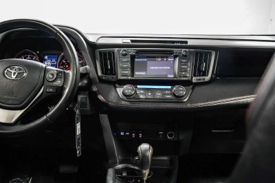 2018 Toyota RAV4 SE