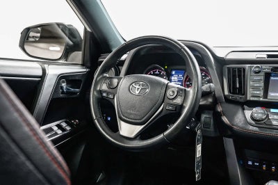 2018 Toyota RAV4 SE