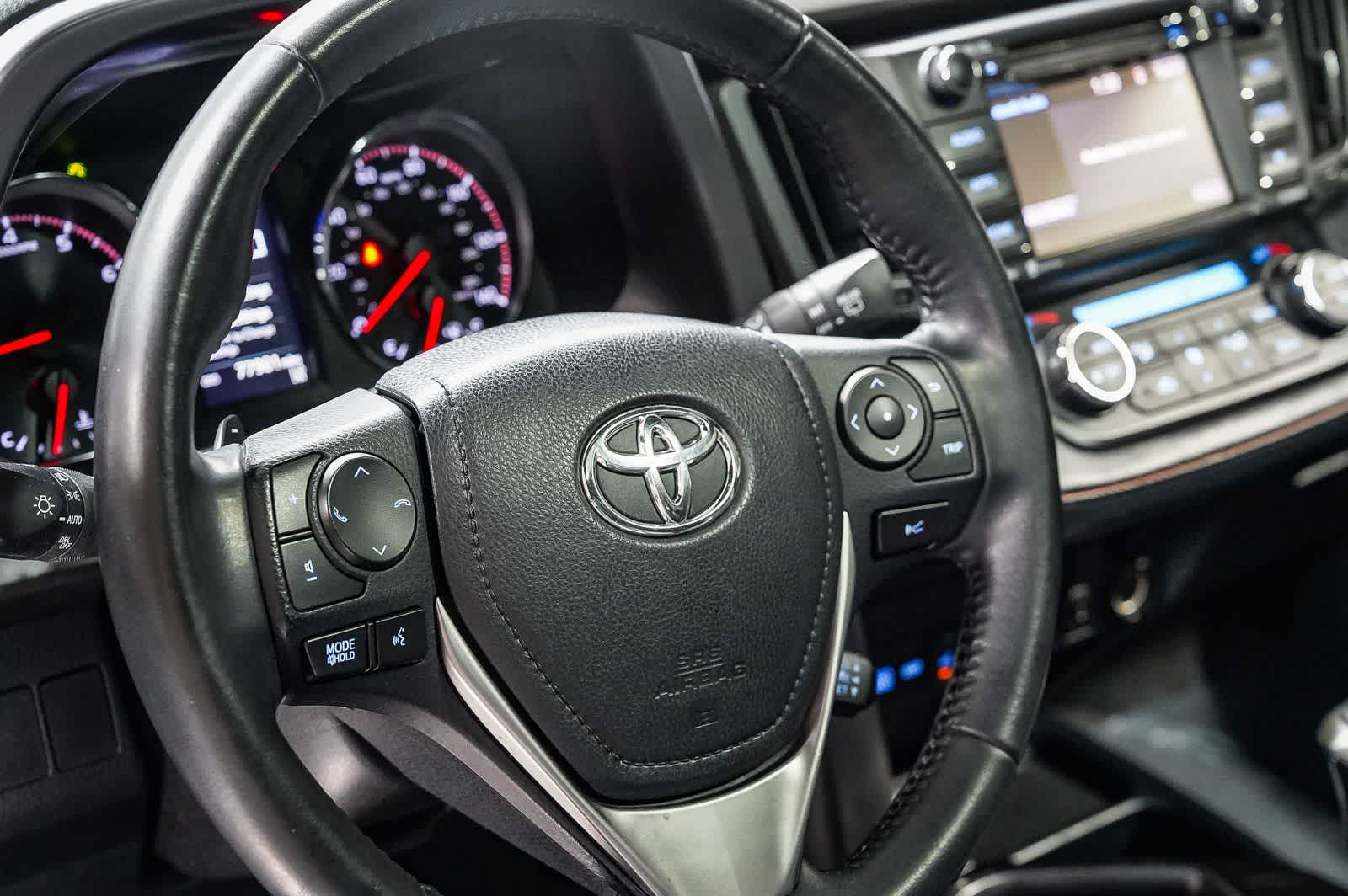 2018 Toyota RAV4 SE