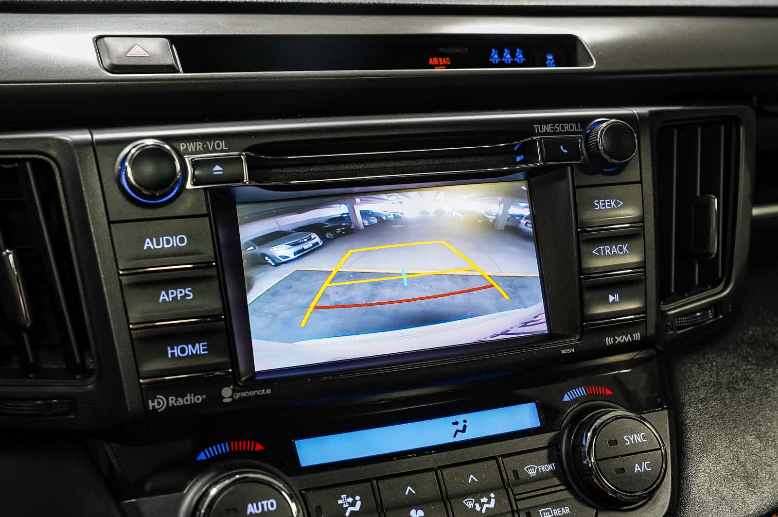 2018 Toyota RAV4 SE