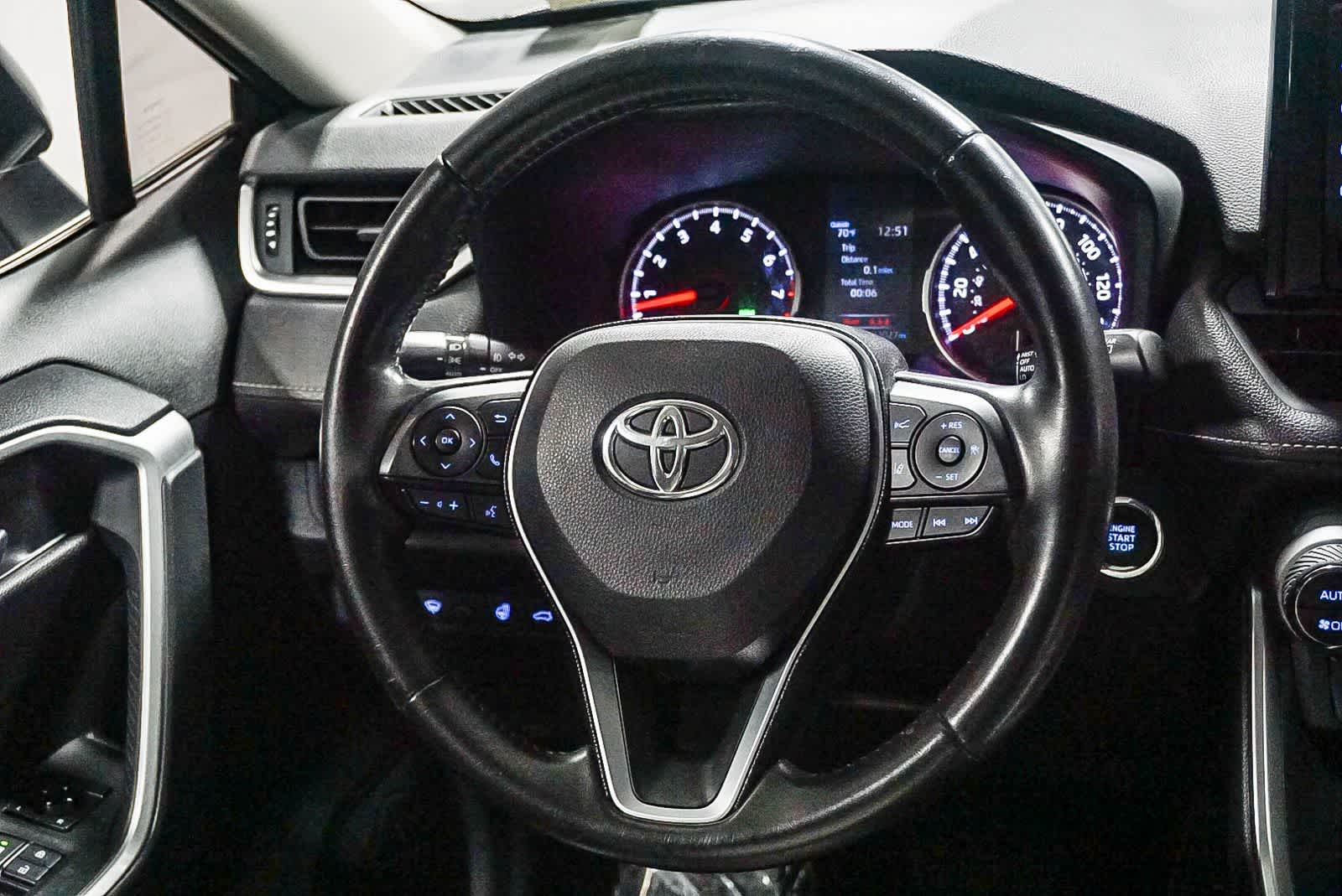 2020 Toyota RAV4 XLE