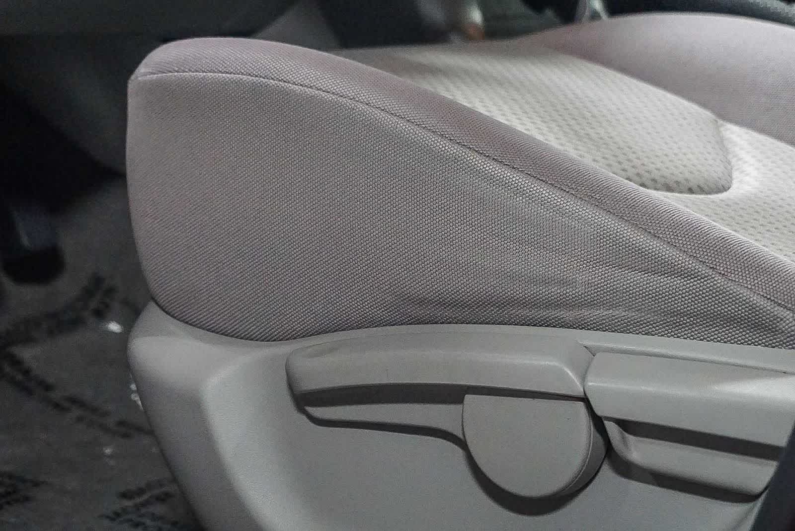 2008 Toyota RAV4 FWD 4dr 4-cyl 4-Spd AT (Natl)