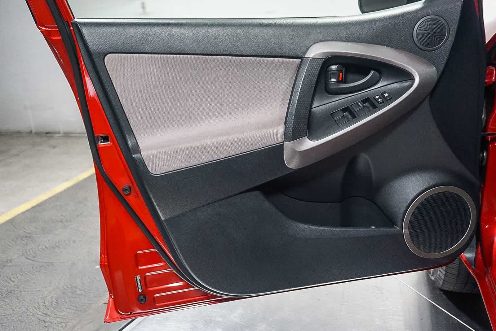 2008 Toyota RAV4 FWD 4dr 4-cyl 4-Spd AT (Natl)