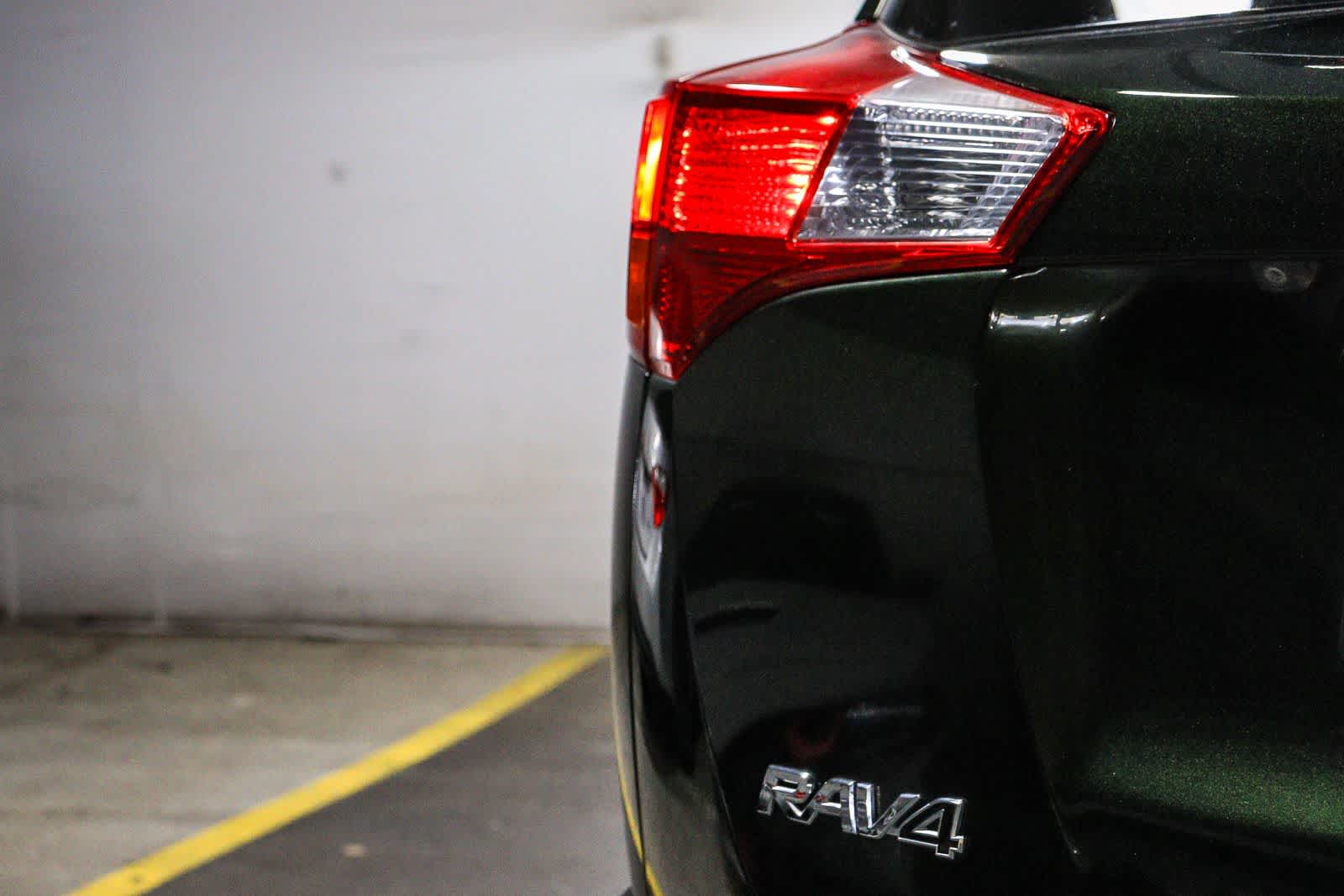 2013 Toyota RAV4 LE