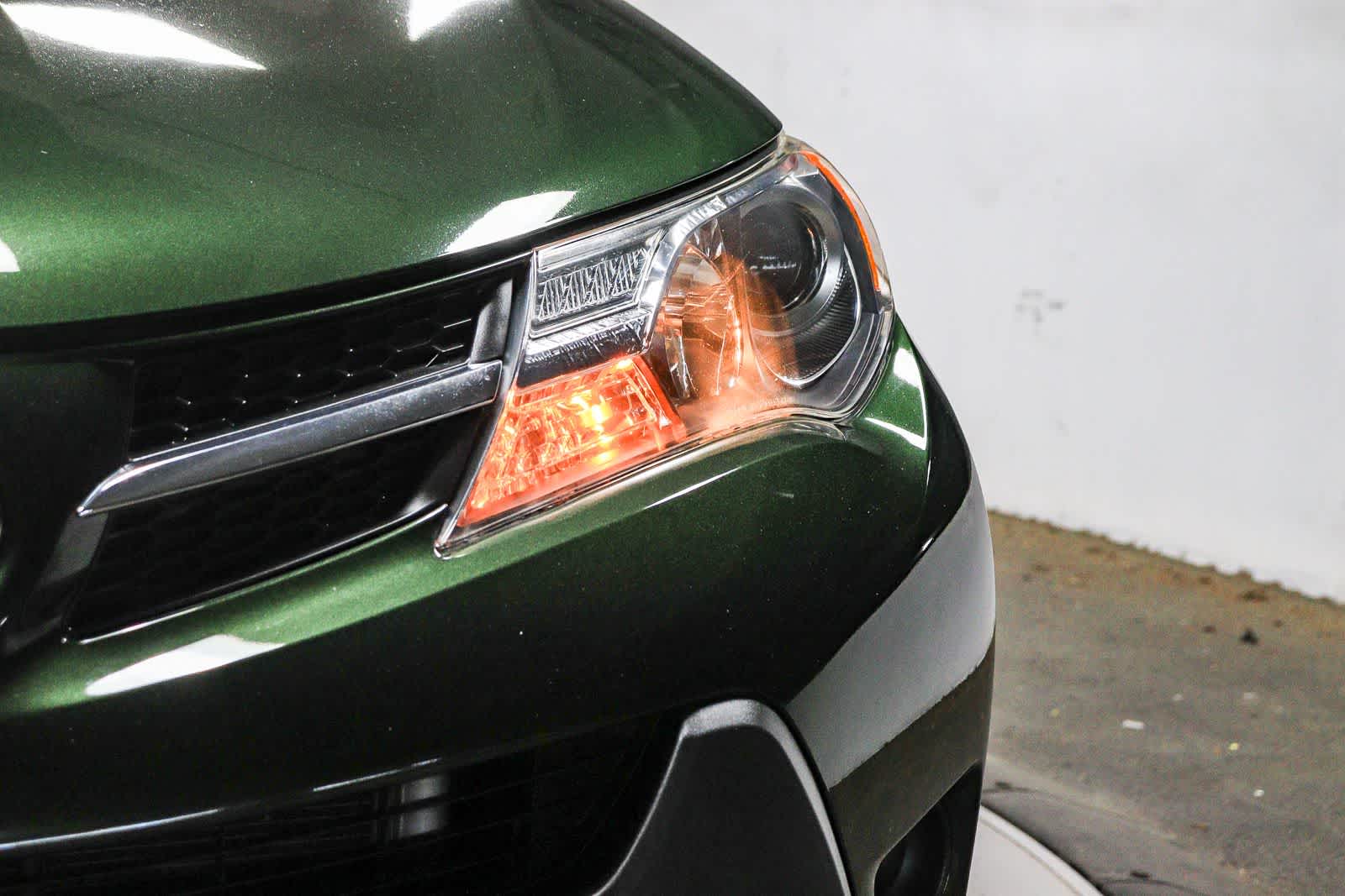 2013 Toyota RAV4 LE