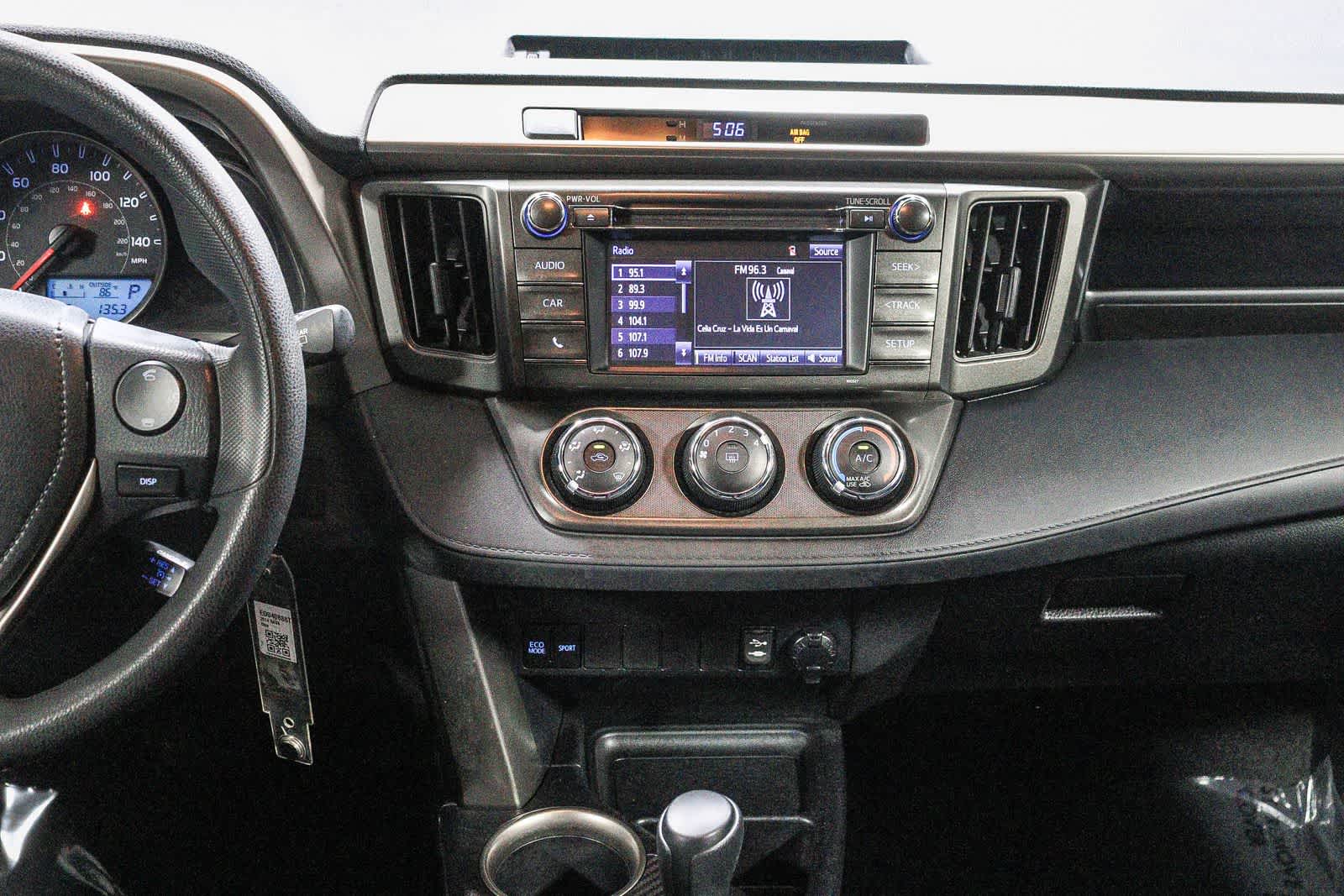 2014 Toyota RAV4 LE