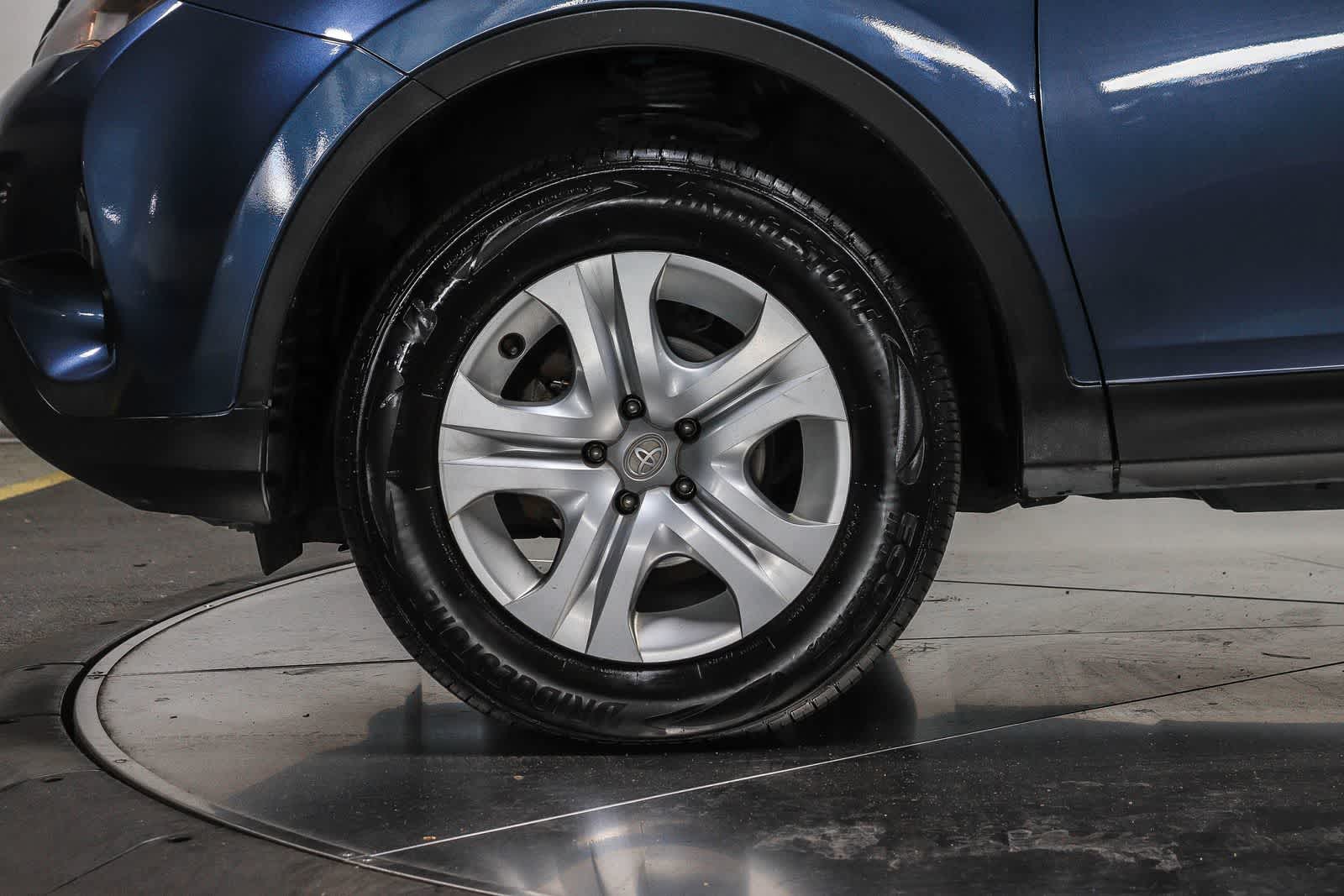 2014 Toyota RAV4 LE