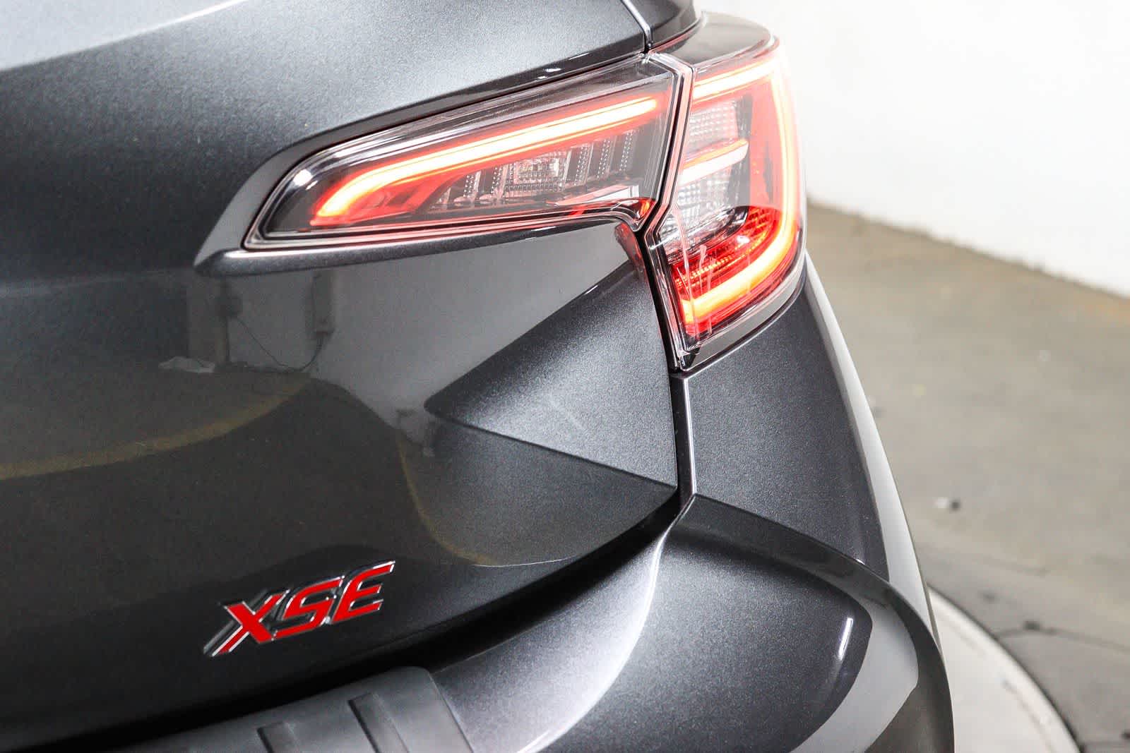 2021 Toyota Corolla Hatchback XSE
