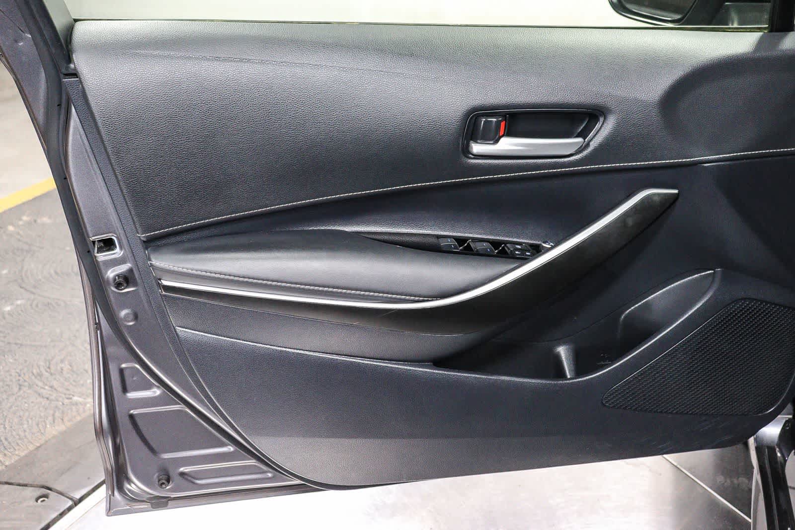 2021 Toyota Corolla Hatchback XSE