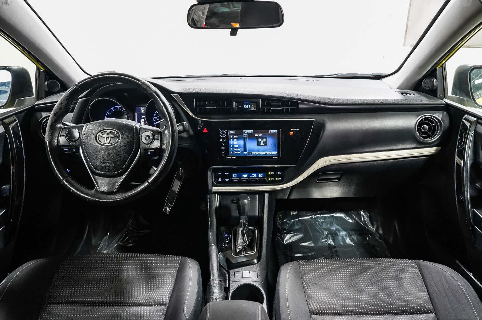 2017 Toyota Corolla iM CVT (Natl)