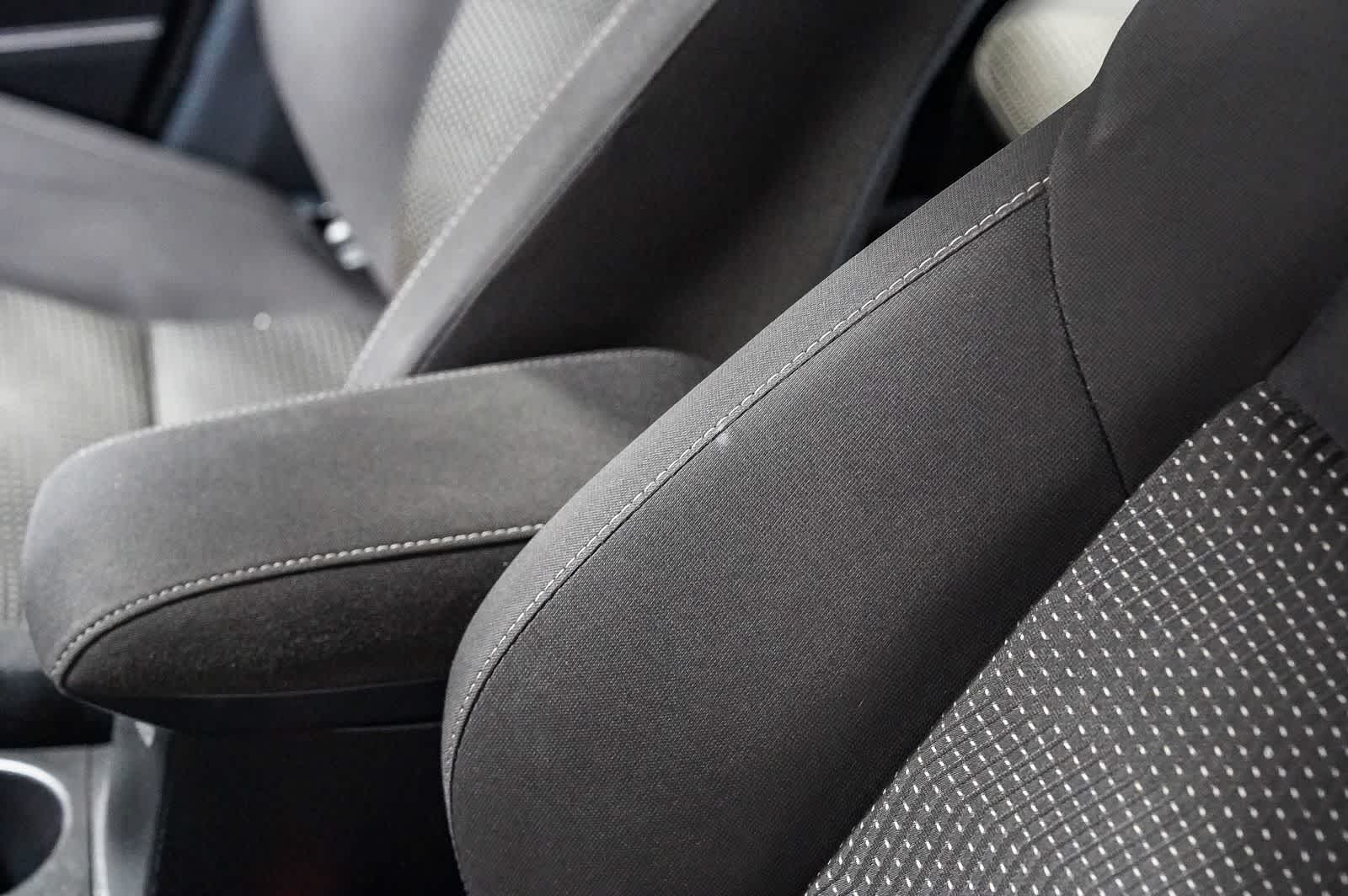2017 Toyota Corolla iM CVT (Natl)